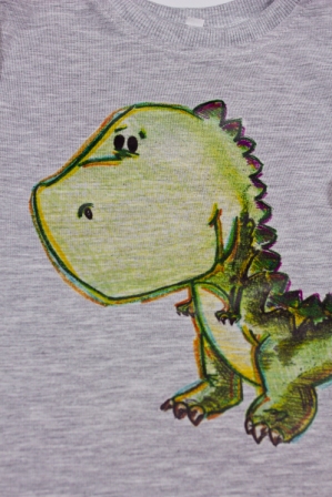 Динозавр Тирекс аппликация на футболке для мальчика или девочки