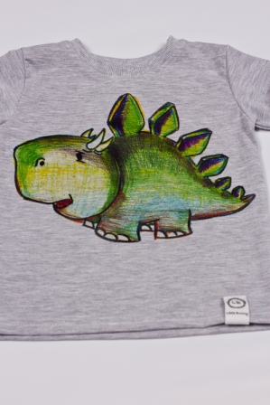 Купить серую футболку ребенку с аппликацией динозавра